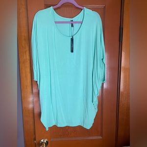 Short sleeved dolman shirt